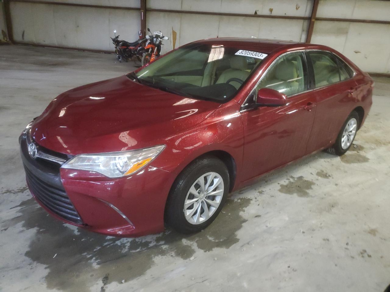Obraz 1 z 2015 TOYOTA CAMRY LE 2015 z VIN 4T1BF1FK5FU977606