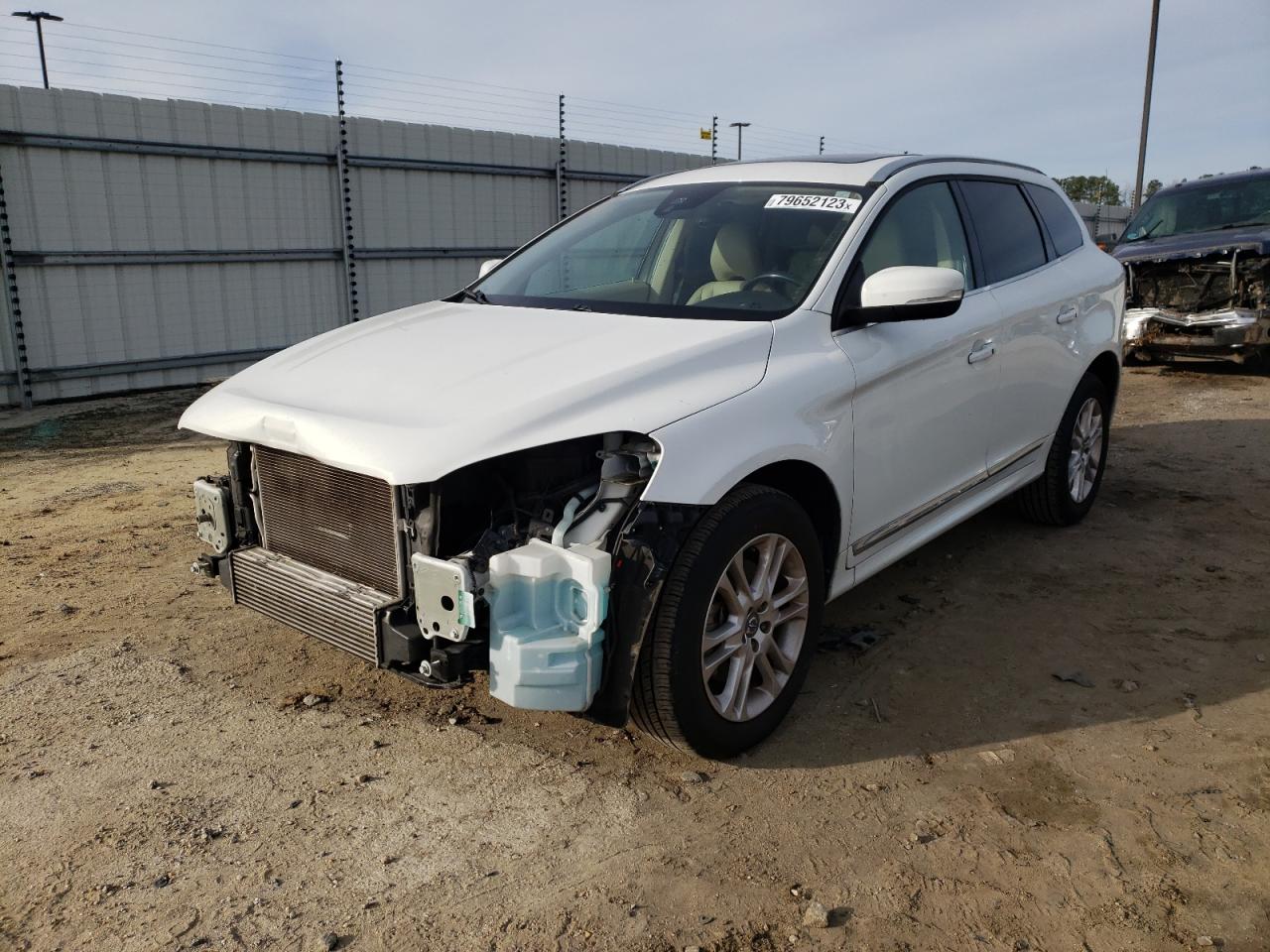 Obraz 2016 VOLVO XC60 T5 PREMIER 2016