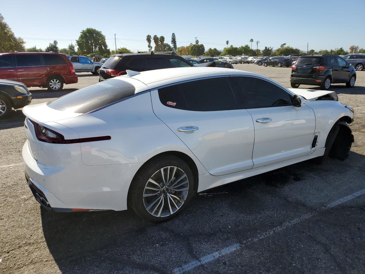 Obraz 3 z 2019 KIA STINGER  2019 z VIN KNAE15LA1K6065845