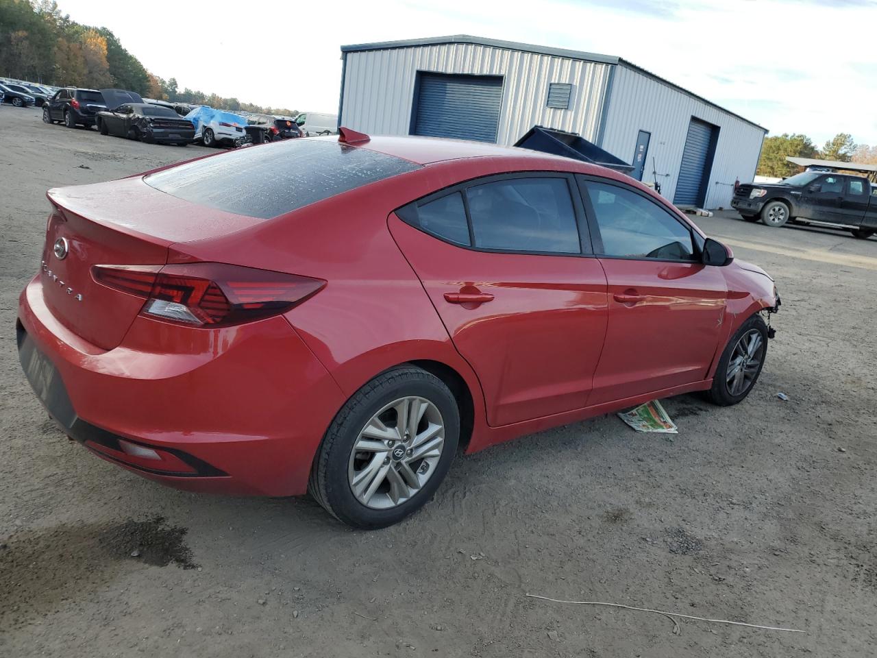 Image 3 of 2019 HYUNDAI ELANTRA SEL 2019 with VIN 5NPD84LF5KH461928