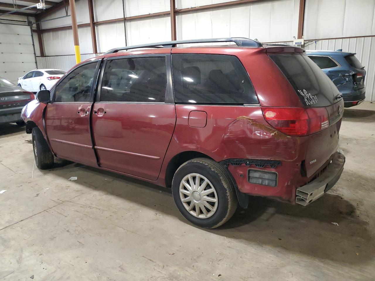 Obraz 2 z 2004 TOYOTA SIENNA CE 2004 z VIN 5TDZA23CX4S164588