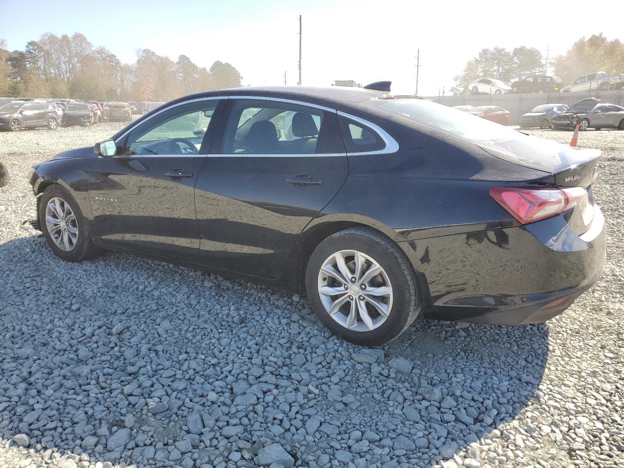 Изображение 2 2020 CHEVROLET MALIBU LT 2020 с VIN 1G1ZD5ST3LF028479