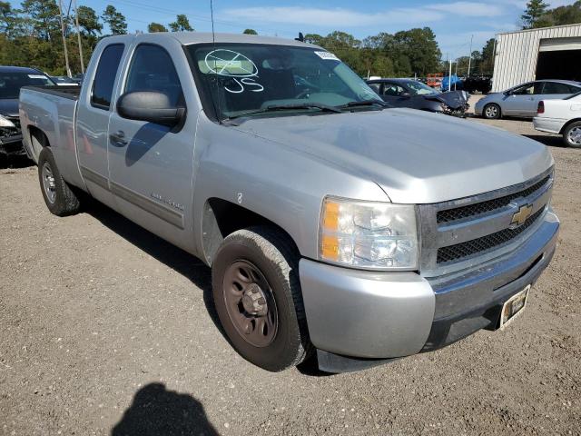 Image 1 of 2011 CHEVROLET SILVERADO C1500 LS 2011 with VIN 1GCRCREA8BZ212079
