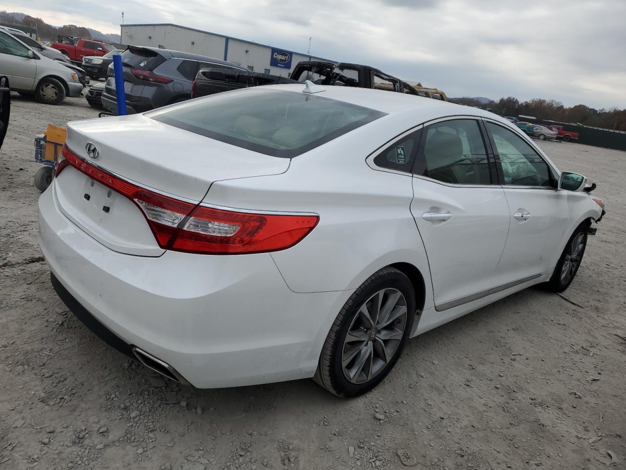 Image 3 of 2016 HYUNDAI AZERA  2016 with VIN KMHFG4JG2GA507619