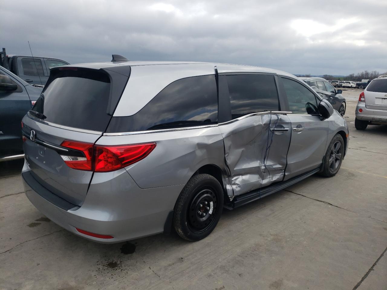 Obraz 3 z 2022 HONDA ODYSSEY EX 2022 z VIN 5FNRL6H52NB030983