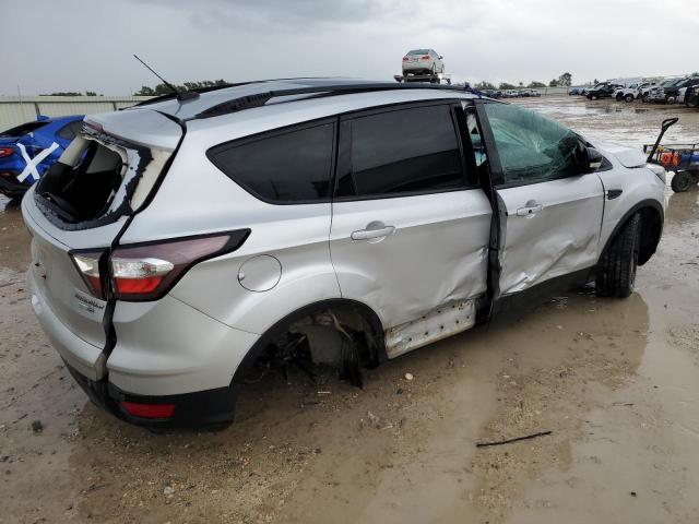 Obraz 3 z 2017 FORD ESCAPE TITANIUM 2017 z VIN 1FMCU9J9XHUD60301