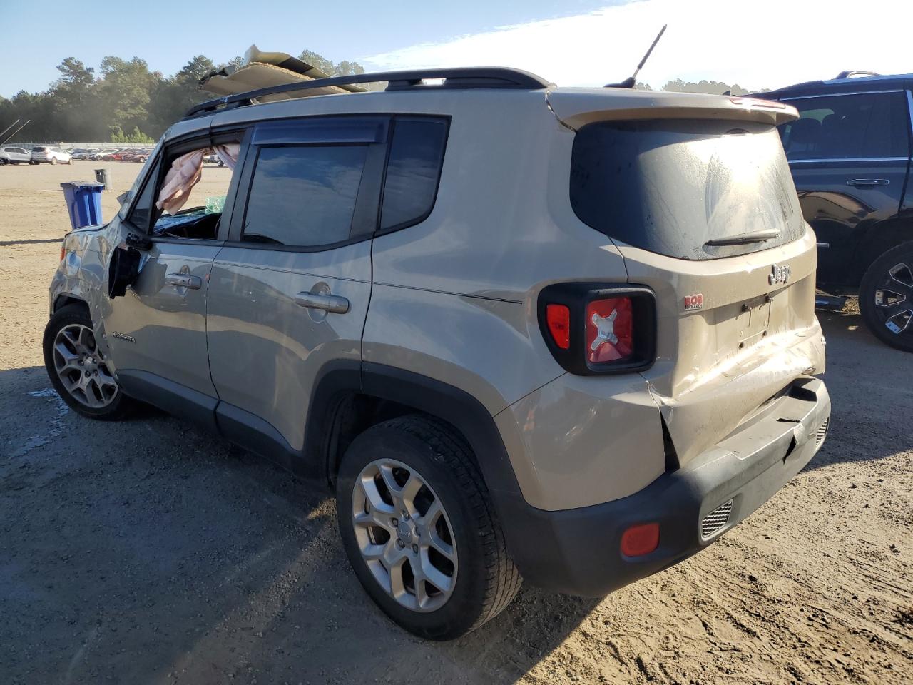 Image 2 of 2016 JEEP RENEGADE LATITUDE 2016 with VIN ZACCJABT6GPE30871