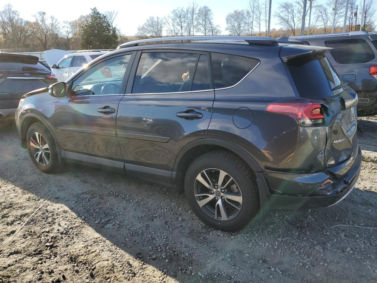 Изображение 2 2018 TOYOTA RAV4 ADVENTURE 2018 с VIN JTMRFREV8JJ731821