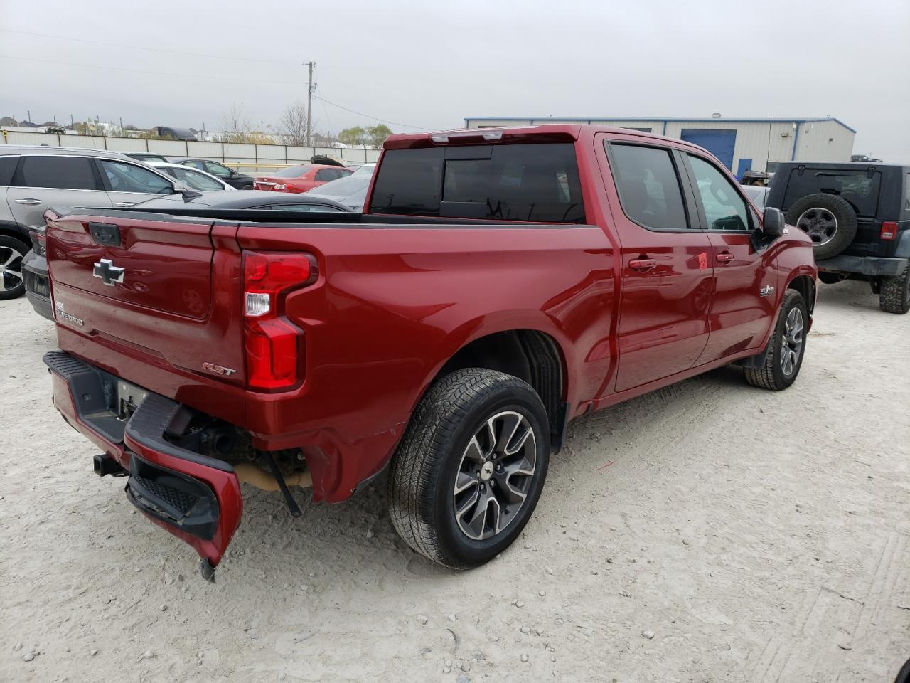 Изображение 3 2021 CHEVROLET SILVERADO K1500 RST 2021 с VIN 3GCUYEEL2MG369471