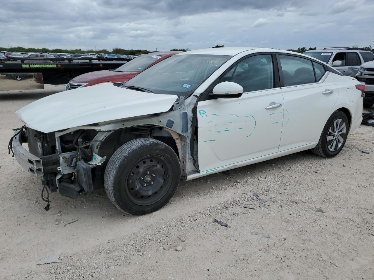 Obraz 1 z 2020 NISSAN ALTIMA S 2020 z VIN 1N4BL4BVXLC251908