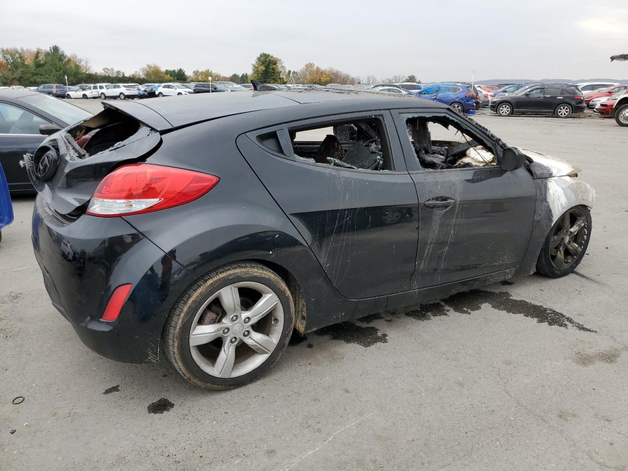 Изображение 3 2013 HYUNDAI VELOSTER  2013 с VIN KMHTC6AD8DU099511