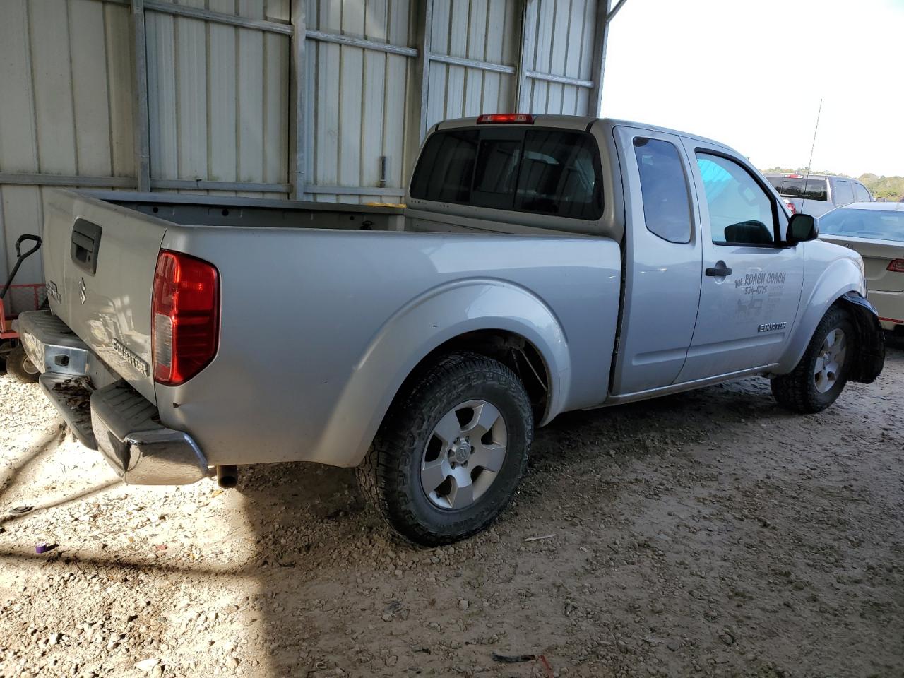 Obraz 3 z 2012 SUZUKI EQUATOR BASE 2012 z VIN 5Z62D0CT5CC437046