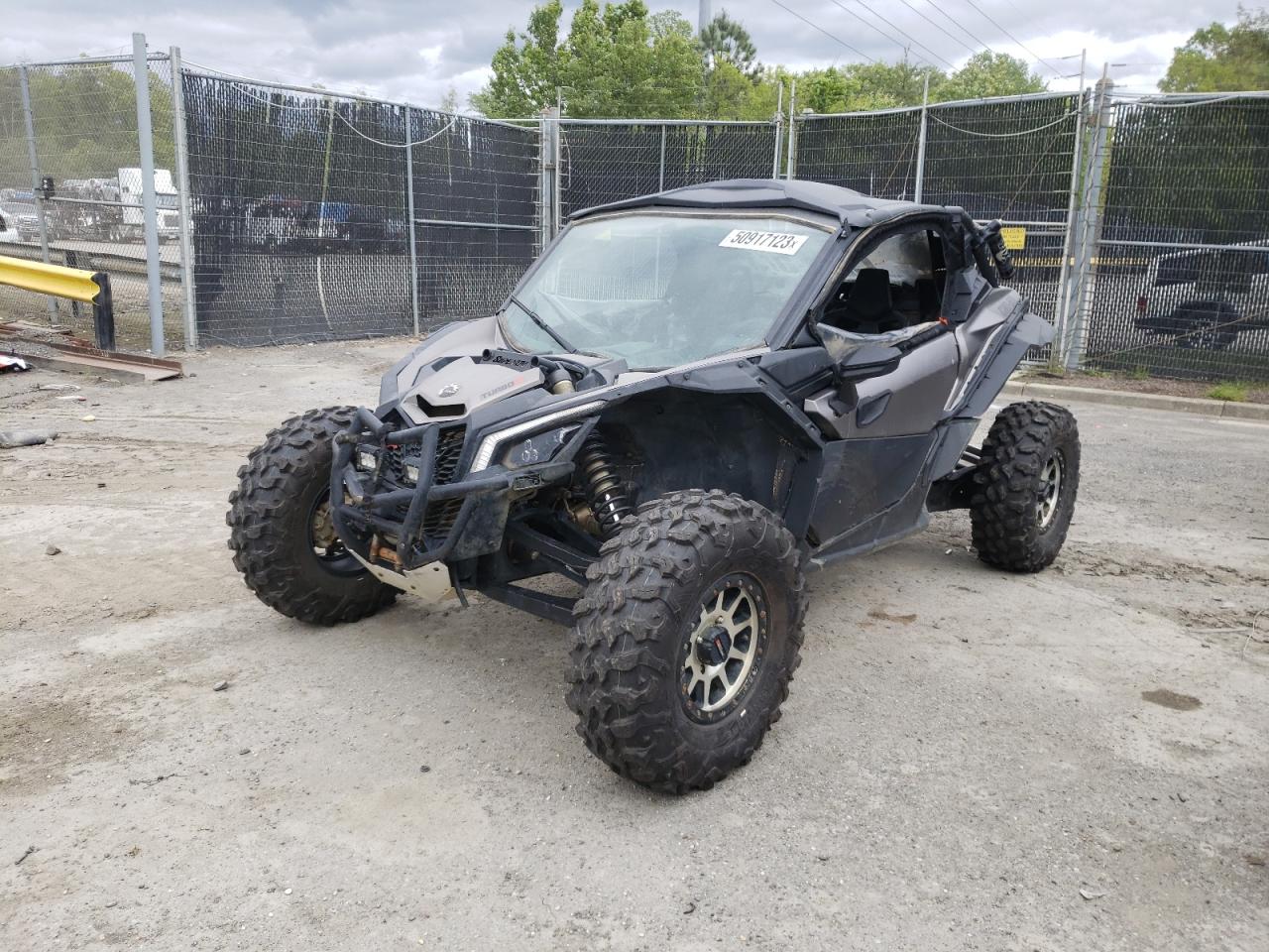Obraz 2 z 2019 CAN-AM MAVERICK X3 X RS TURBO R 2019 z VIN 3JBVXAW48KK001414