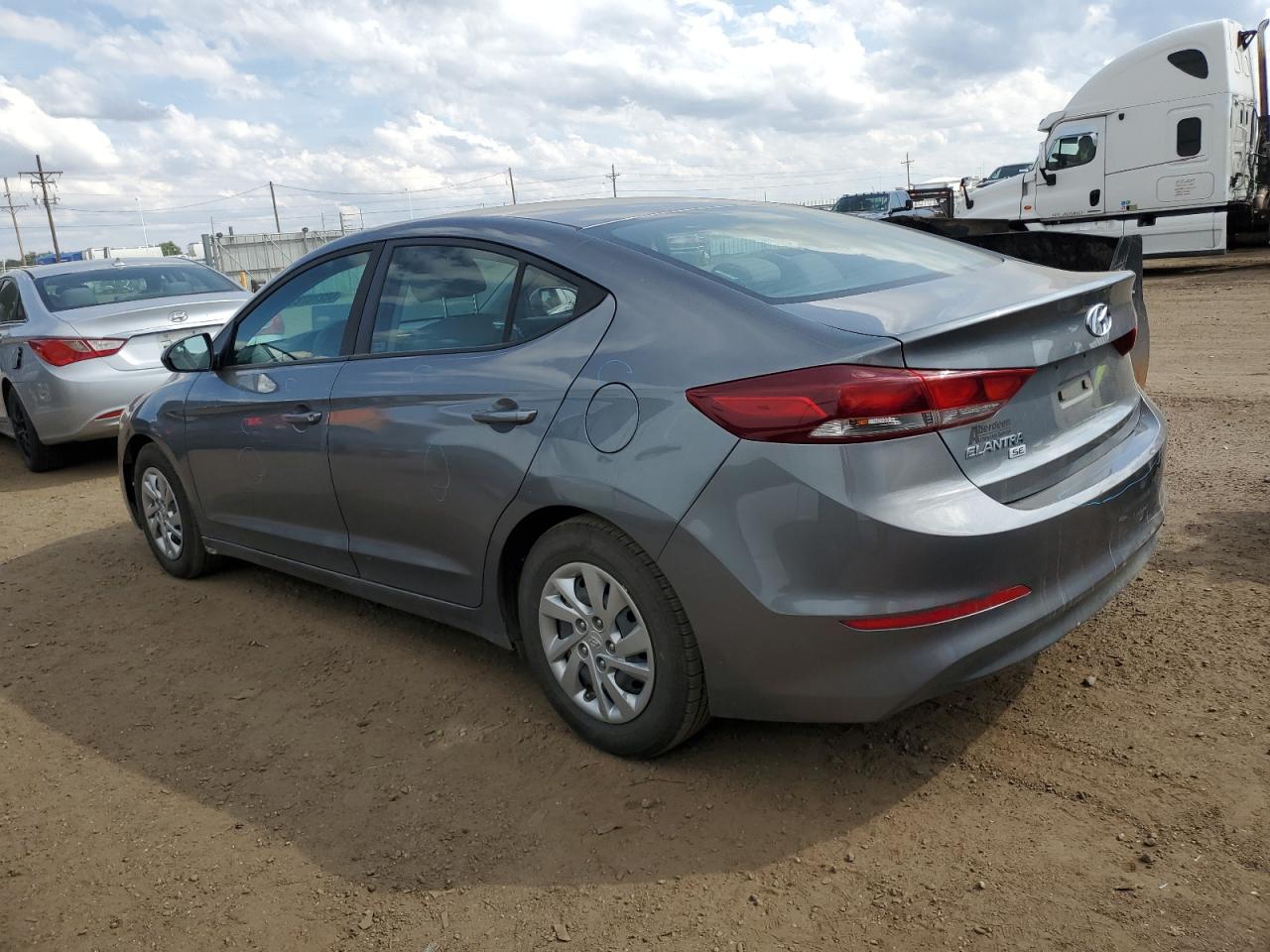 Obraz 2 z 2018 HYUNDAI ELANTRA SE 2018 z VIN KMHD74LF1JU606742