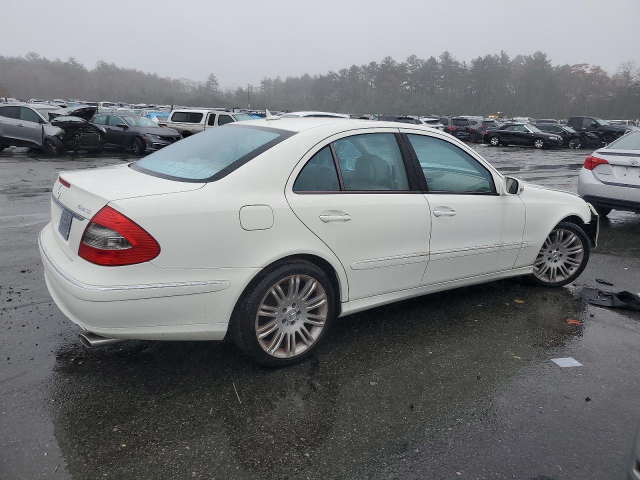 Image 3 of 2007 MERCEDES-BENZ E 350 4MATIC 2007 with VIN WDBUF87X67X221393