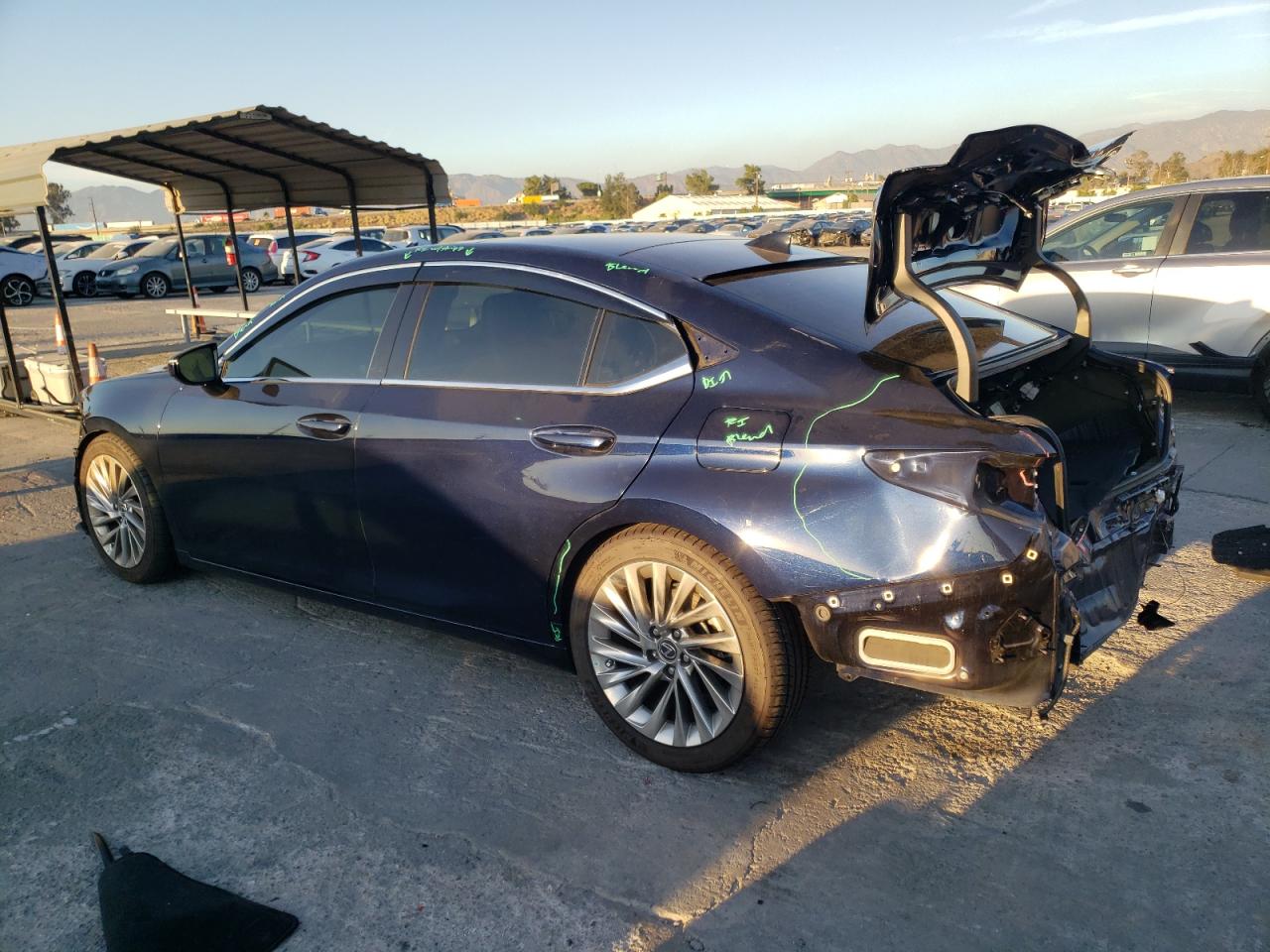 Image 2 of 2019 LEXUS ES 350 2019 with VIN 58ABZ1B17KU031093