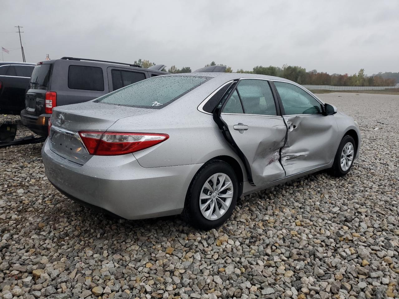 Obraz 3 z 2015 TOYOTA CAMRY LE 2015 z VIN 4T4BF1FK2FR514909