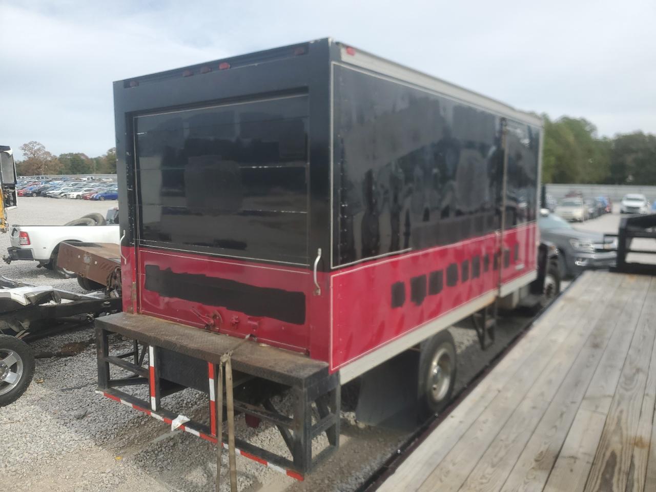 Image 3 of 2007 HINO HINO 268  2007 with VIN 5PVNE8JVX72S50389