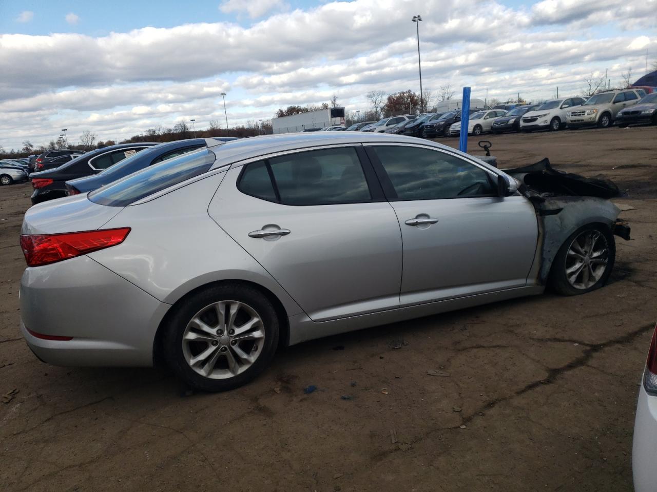 Изображение 3 2013 KIA OPTIMA EX 2013 с VIN 5XXGN4A7XDG182104