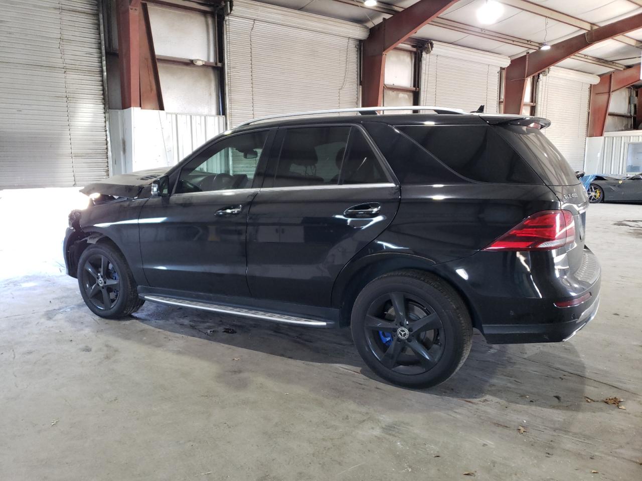 Obraz 2 z 2019 MERCEDES-BENZ GLE 400 4MATIC 2019 z VIN 4JGDA5GBXKB214810