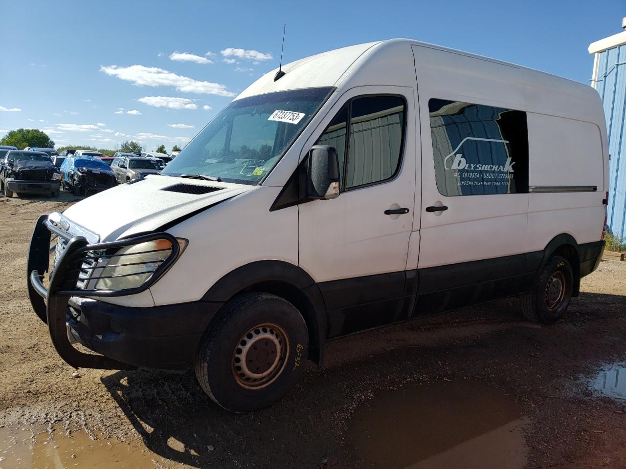 Freightliner Sprinter 2500 image
