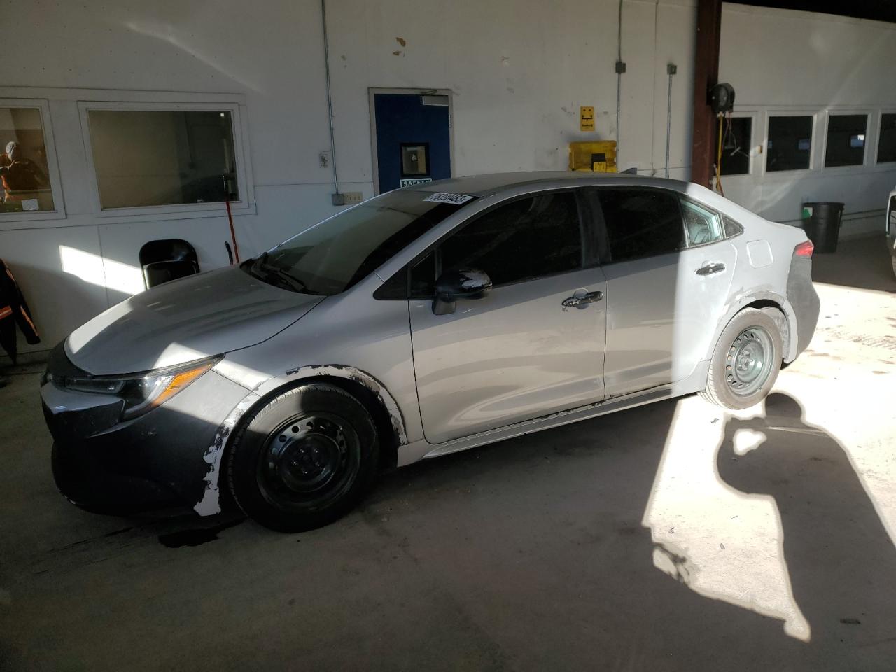Image 1 of 2021 TOYOTA COROLLA LE 2021 with VIN 5YFEPMAEXMP183485