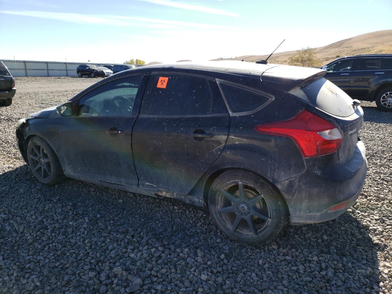 Image 2 of 2014 FORD FOCUS SE 2014 with VIN 1FADP3K20EL373659