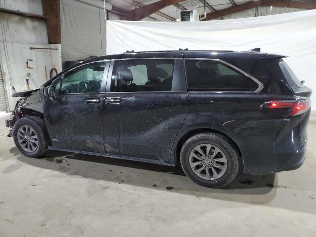 Image 2 of 2021 TOYOTA SIENNA XLE 2021 with VIN 5TDYSKFC3MS025620