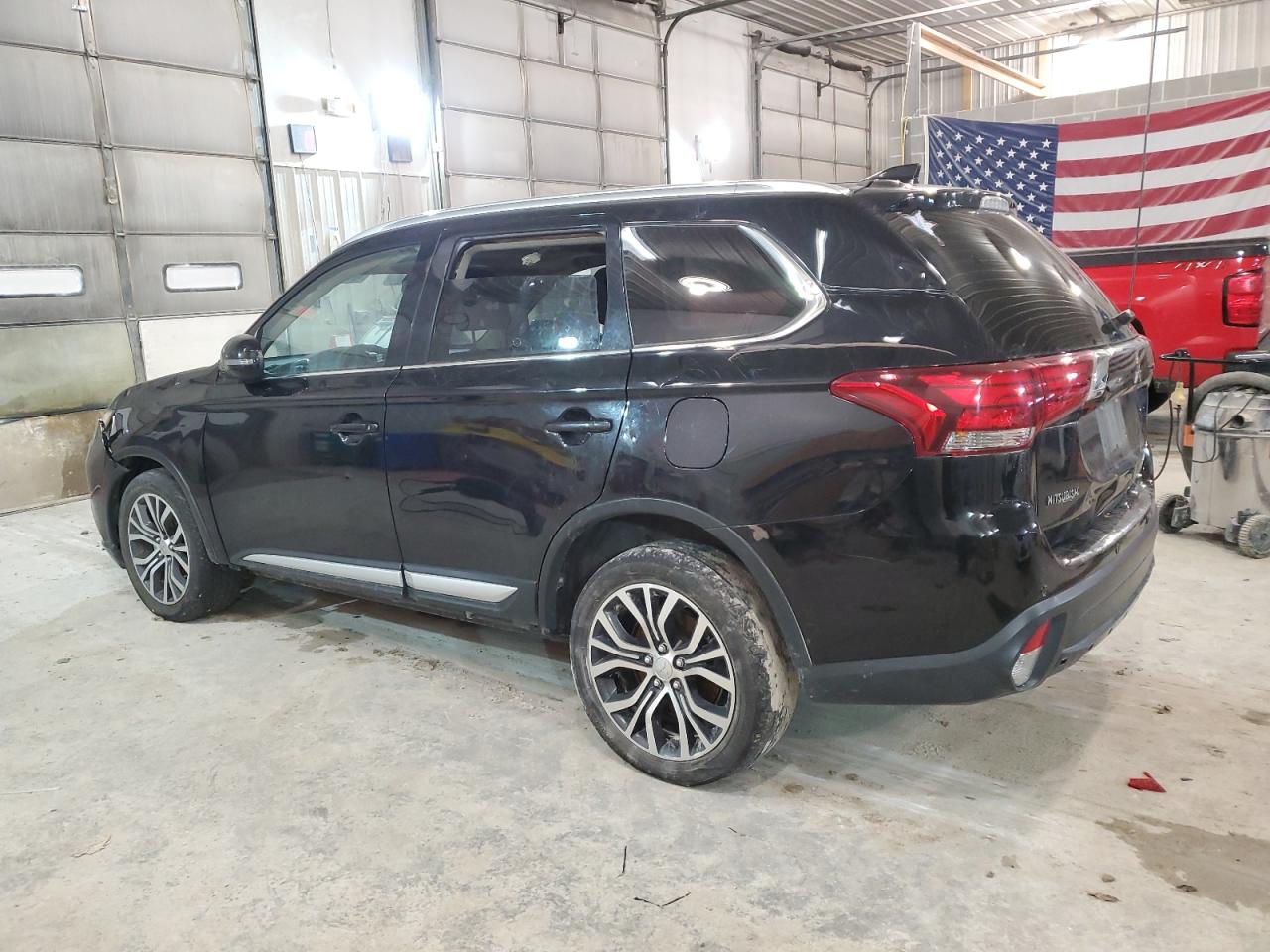 Image 2 of 2017 MITSUBISHI OUTLANDER SE 2017 with VIN JA4AZ3A36HZ018847