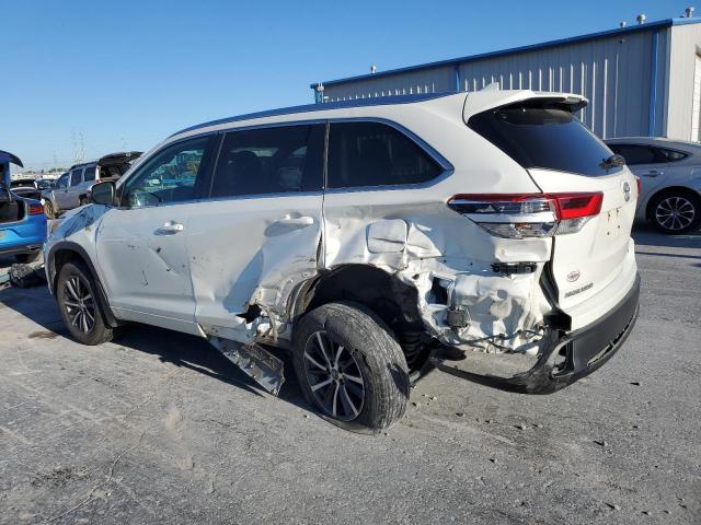 Image 2 of 2017 TOYOTA HIGHLANDER SE 2017 with VIN 5TDKZRFH2HS520466