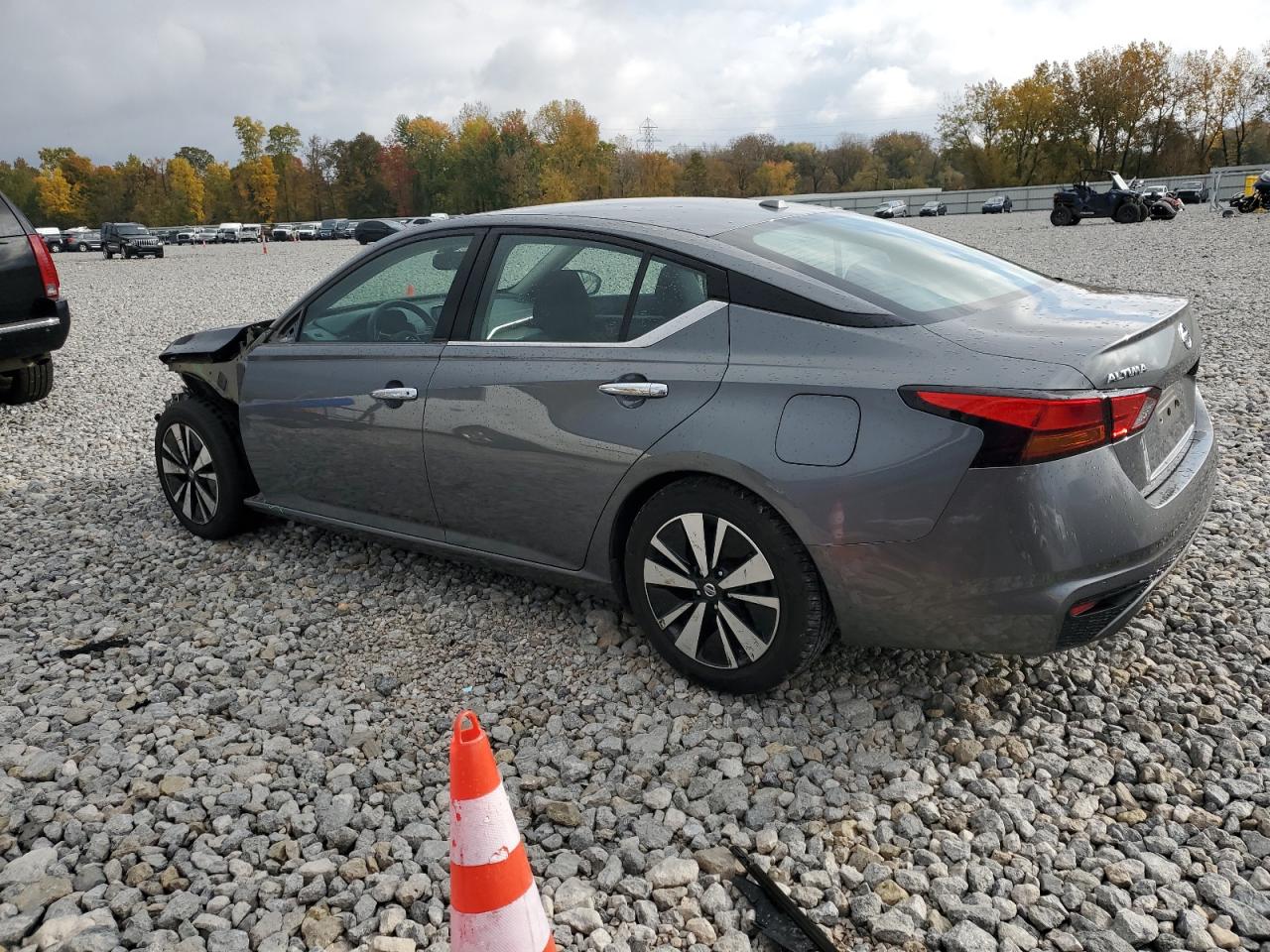 Image 2 of 2019 NISSAN ALTIMA SV 2019 with VIN 1N4BL4DV5KC104889