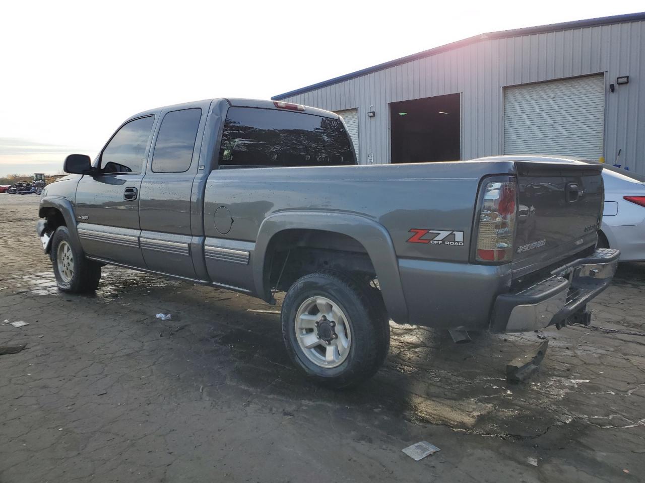 Изображение 2 2000 CHEVROLET SILVERADO K1500 2000 с VIN 1GCEK19T1YE391371