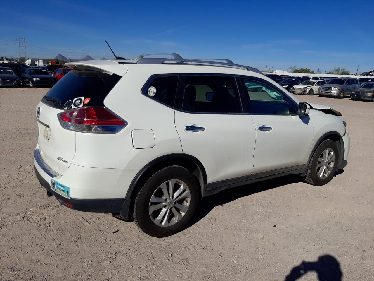 Image 3 of 2016 NISSAN ROGUE S 2016 with VIN KNMAT2MV9GP735851
