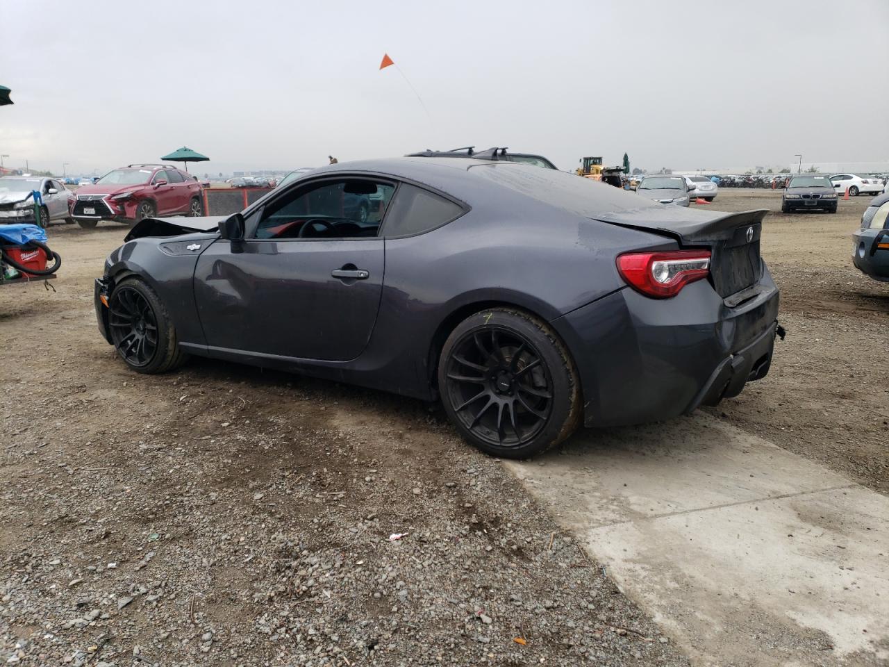 Изображение 2 2013 TOYOTA SCION FR-S  2013 с VIN JF1ZNAA18D2702055