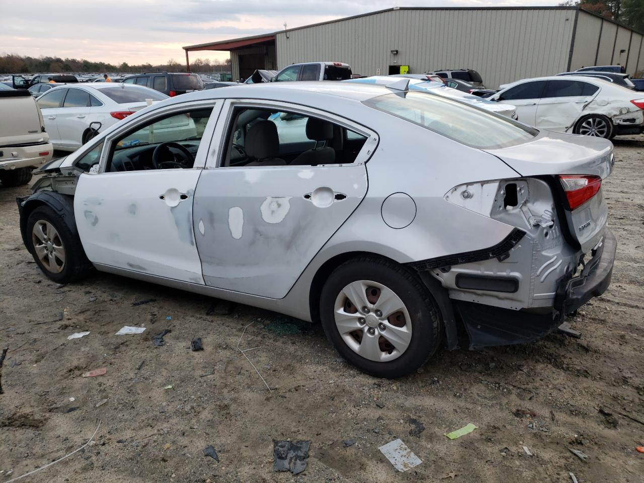 Image 2 of 2015 KIA FORTE LX 2015 with VIN KNAFK4A6XF5418489