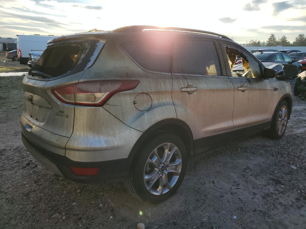 Изображение 3 2016 FORD ESCAPE SE 2016 с VIN 1FMCU0GX1GUB46975