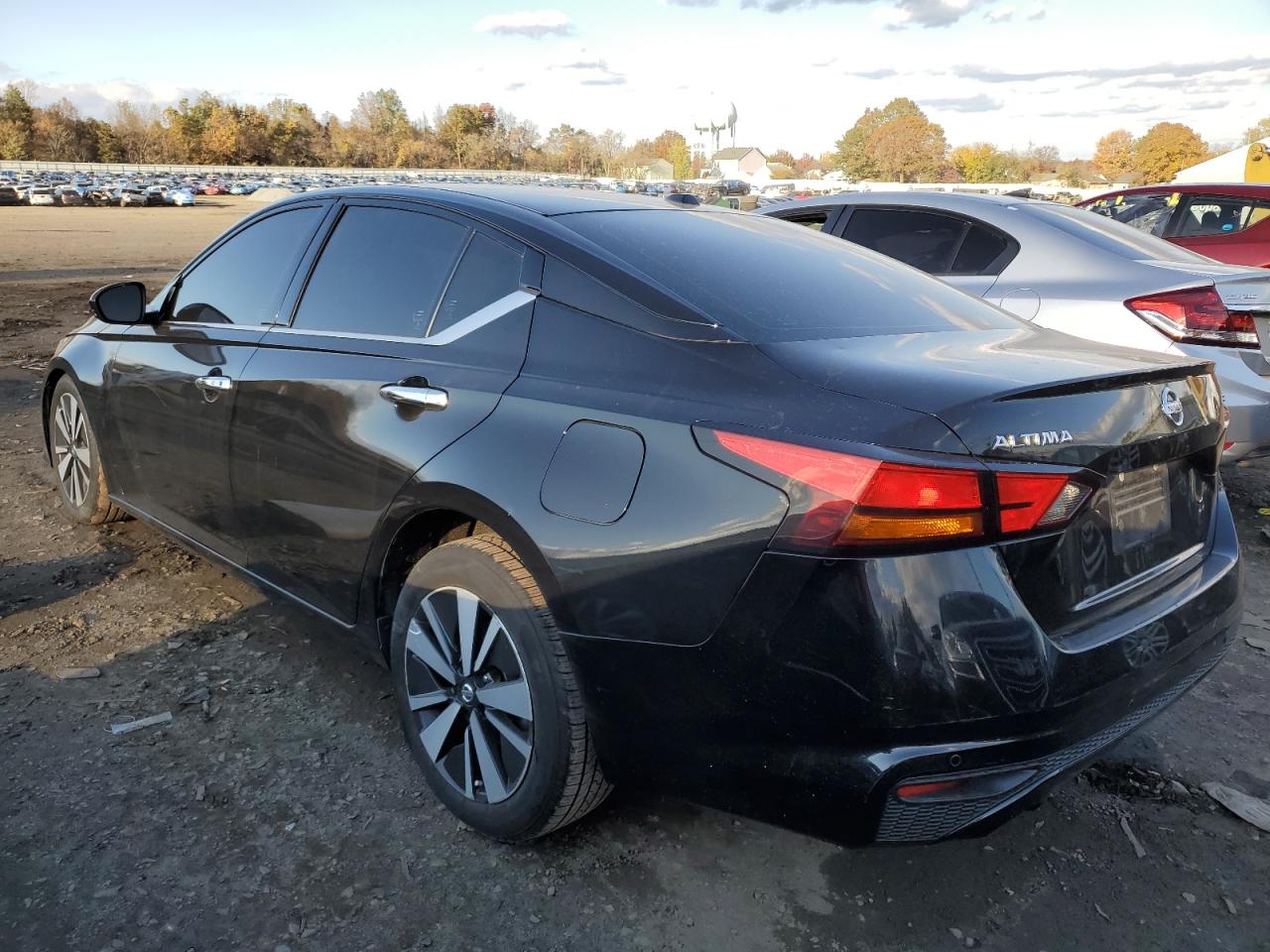 Image 2 of 2019 NISSAN ALTIMA SL 2019 with VIN 1N4BL4EV7KC199390