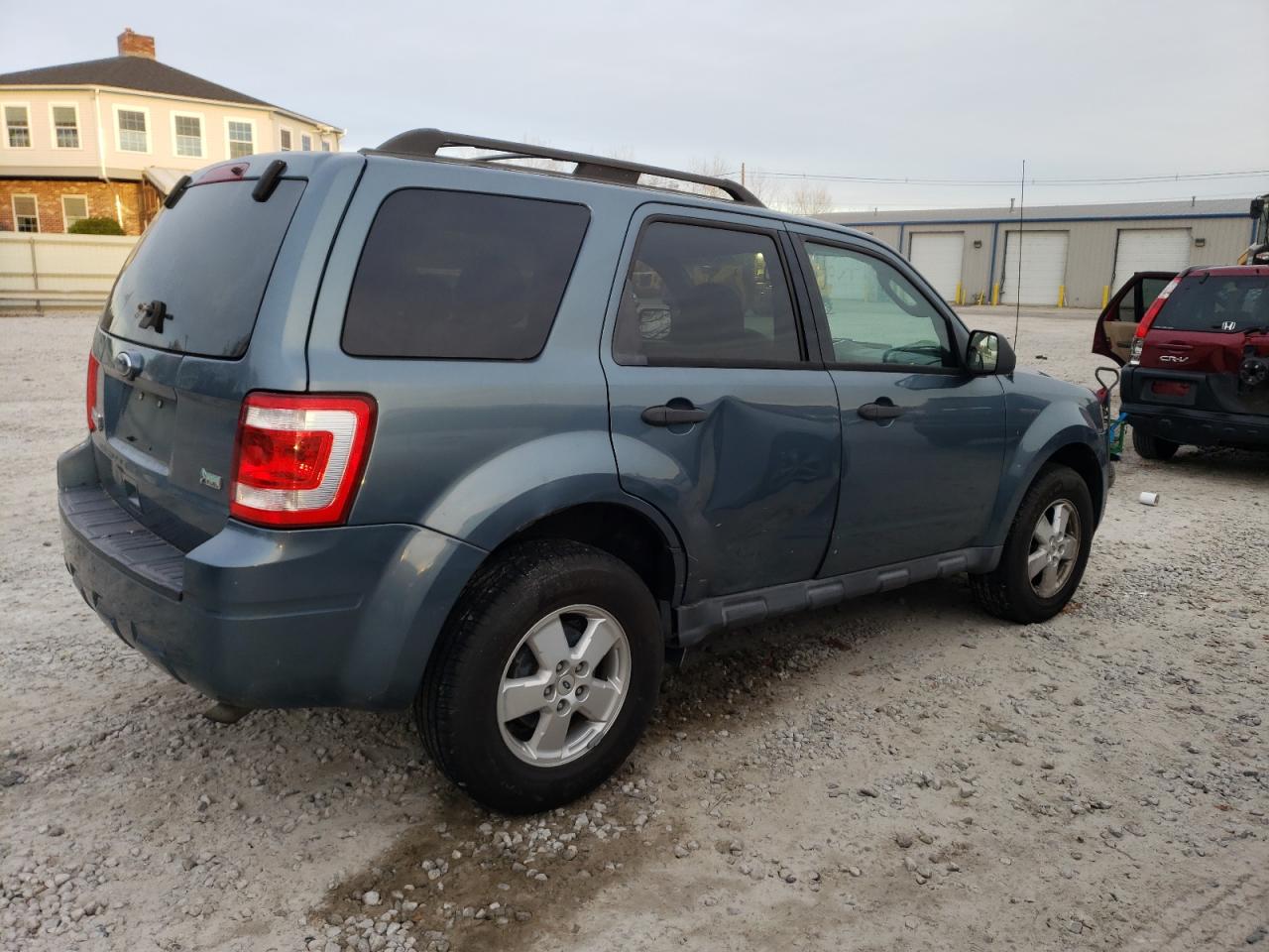 Obraz 3 z 2010 FORD ESCAPE XLT 2010 z VIN 1FMCU9DG3AKD41357