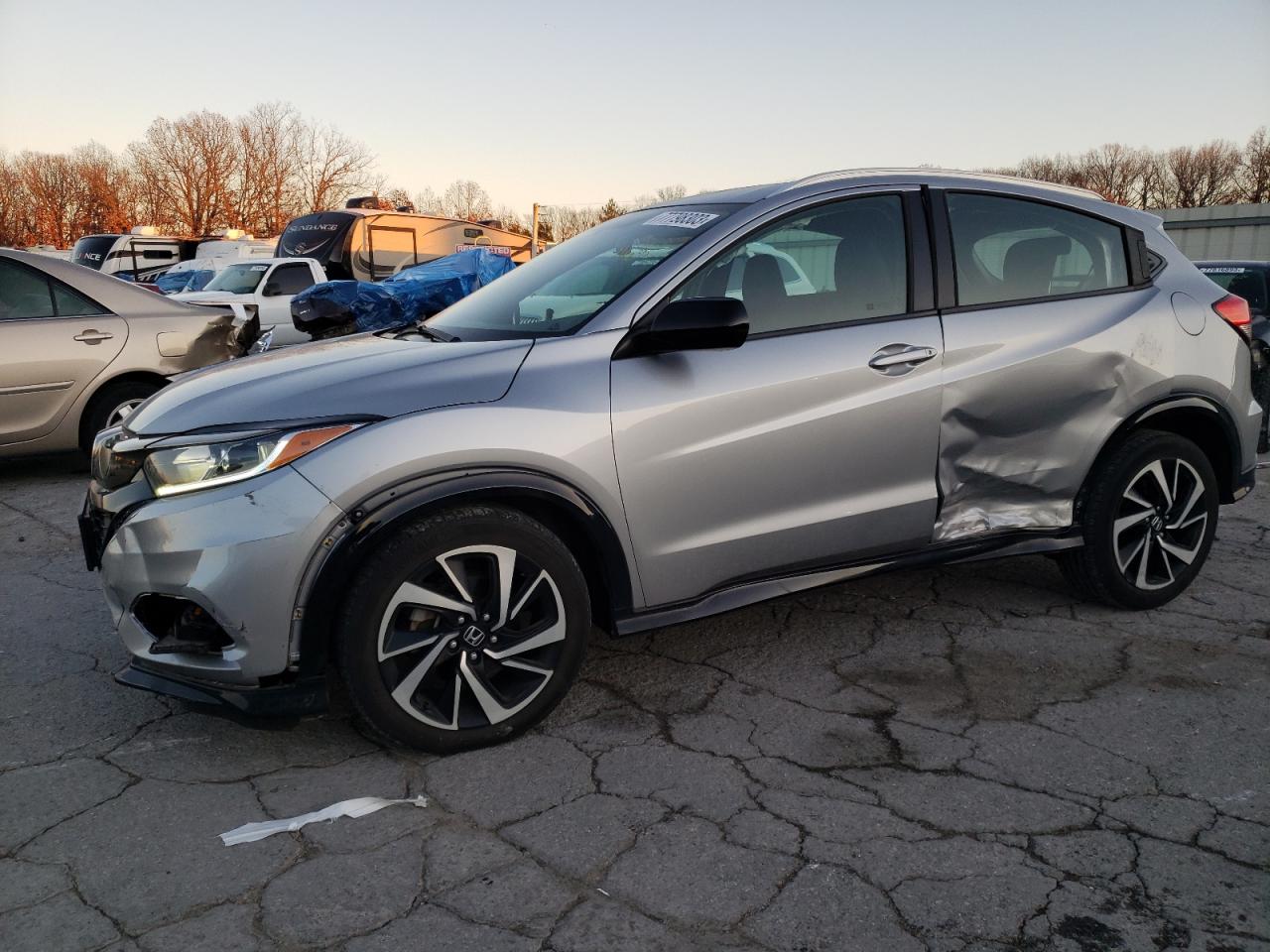 Obraz 1 z 2019 HONDA HR-V SPORT 2019 z VIN 3CZRU6H11KG703398