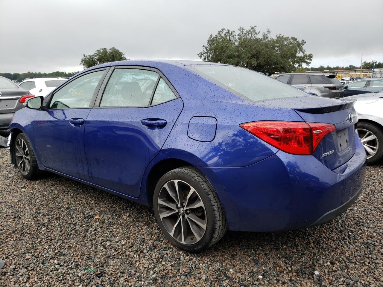 Obraz 2 z 2018 TOYOTA COROLLA L 2018 z VIN 5YFBURHE8JP771069