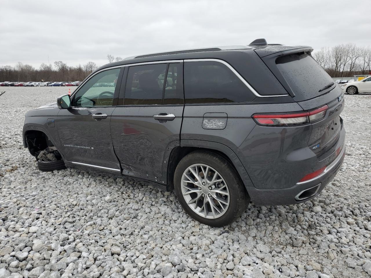 Image 2 of 2022 JEEP GRAND CHEROKEE SUMMIT 4XE 2022 with VIN 1C4RJYE65N8761471