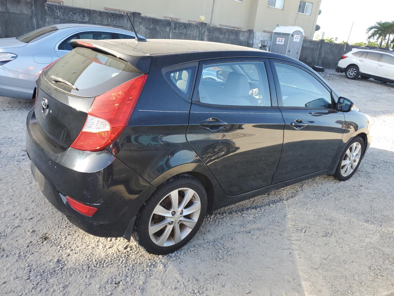 Obraz 3 z 2014 HYUNDAI ACCENT GLS 2014 z VIN KMHCU5AE8EU175519