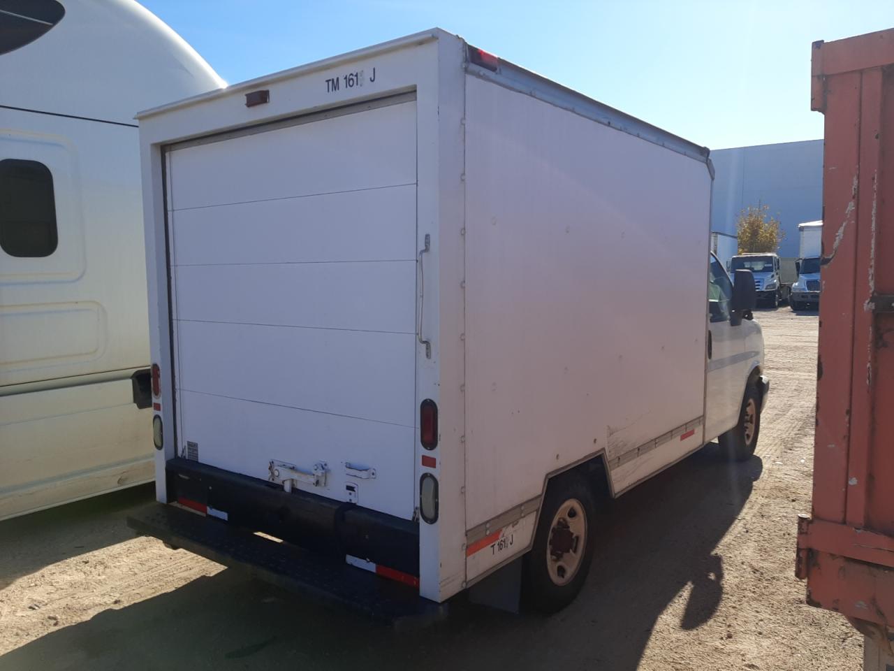 Изображение 3 2004 GMC SAVANA CUTAWAY G3500 2004 с VIN 1GDGG31V641901603