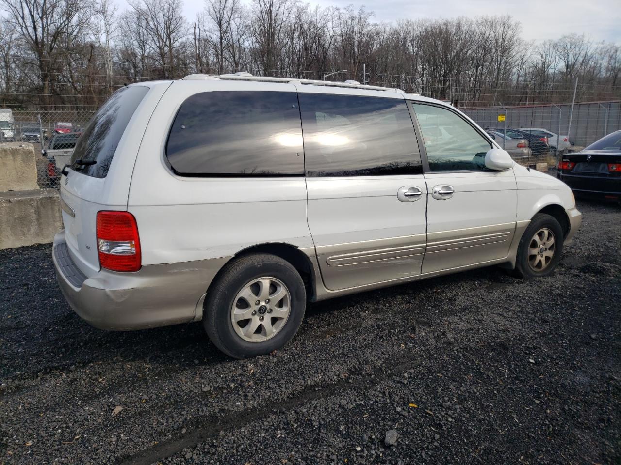 Изображение 3 2005 KIA SEDONA EX 2005 с VIN KNDUP132556748375