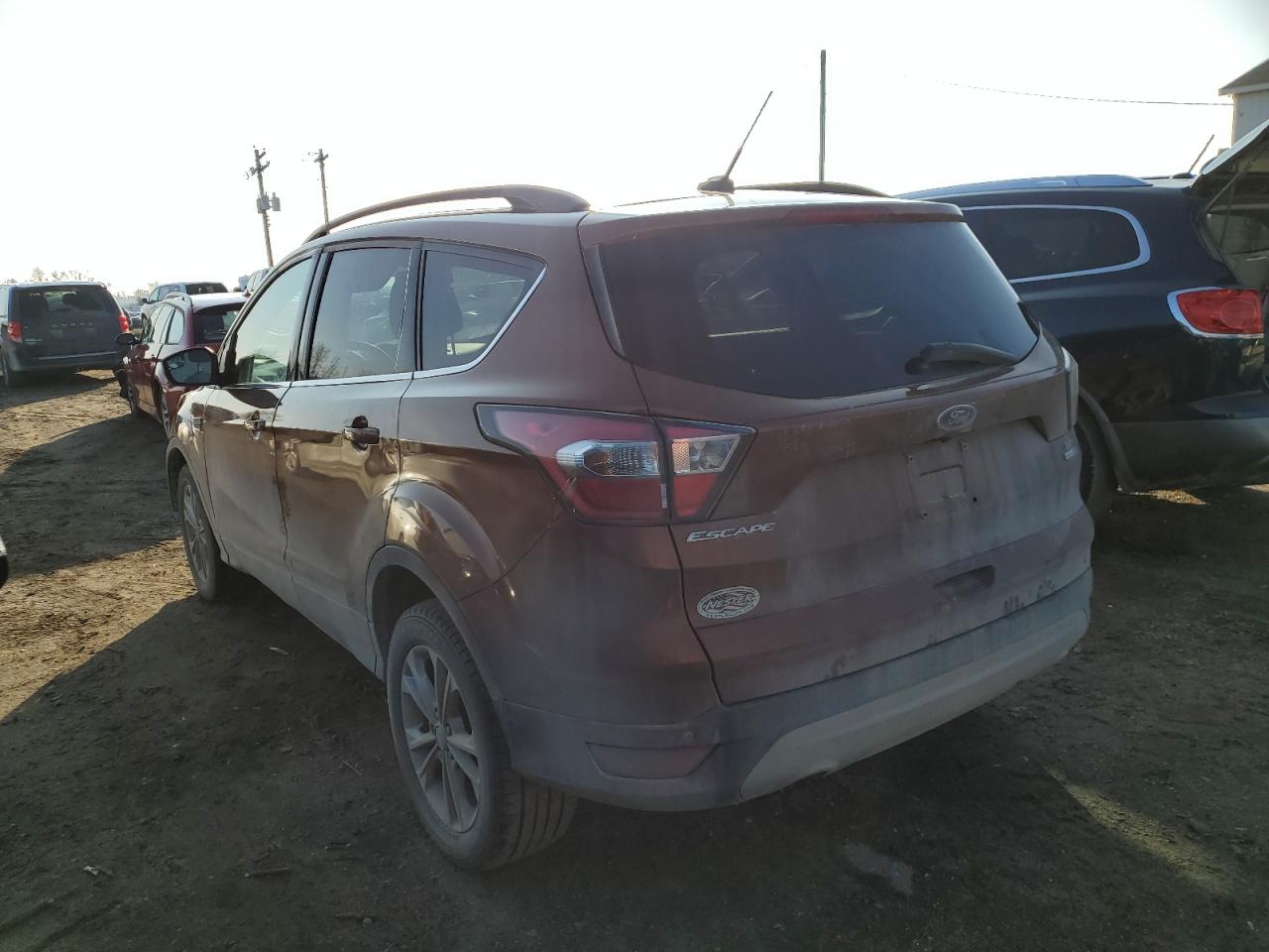 Изображение 2 2017 FORD ESCAPE SE 2017 с VIN 1FMCU9GD4HUA85391