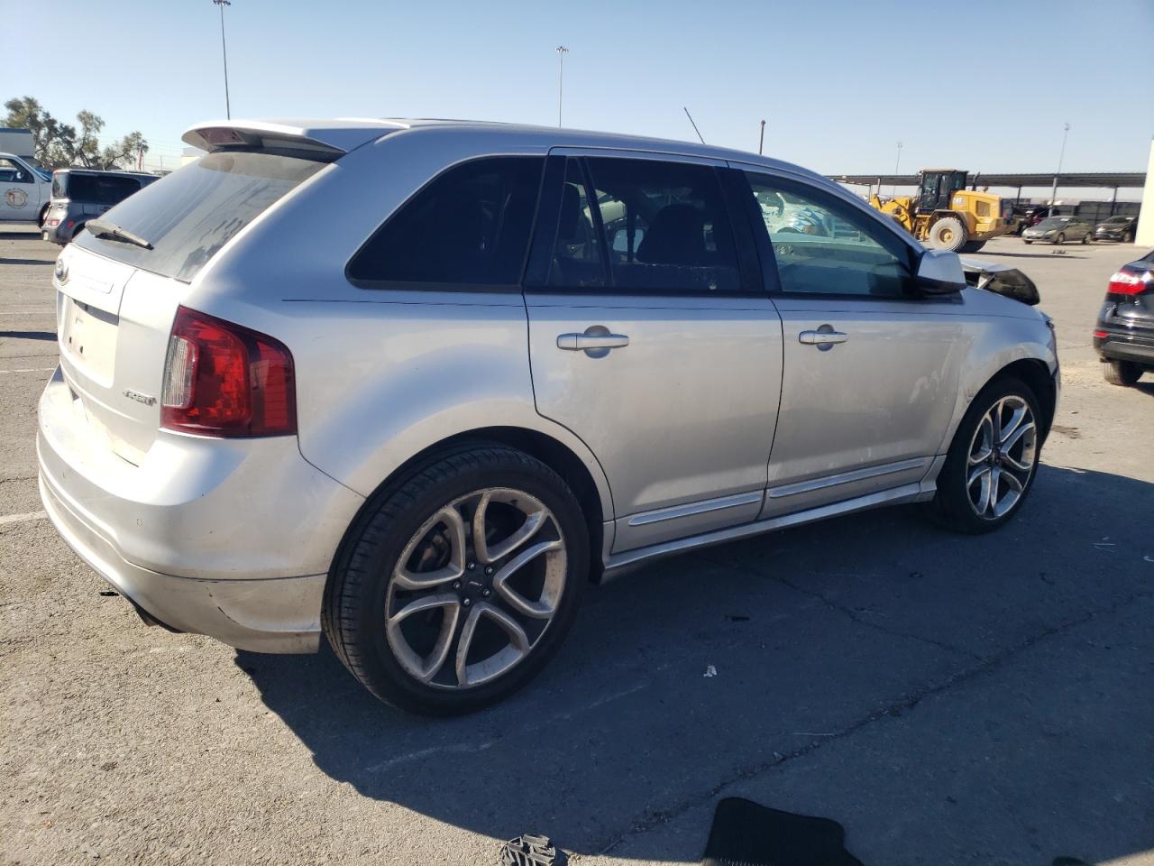 Image 3 of 2011 FORD EDGE SPORT 2011 with VIN 2FMDK3AK5BBA75609