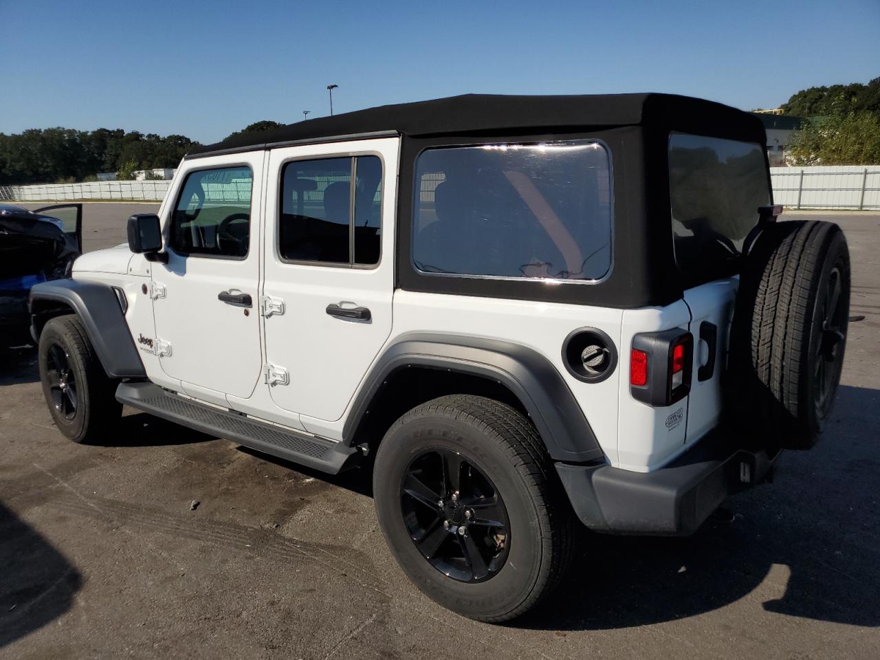 Image 2 of 2021 JEEP WRANGLER UNLIMITED SPORT 2021 with VIN 1C4HJXDG0MW813065