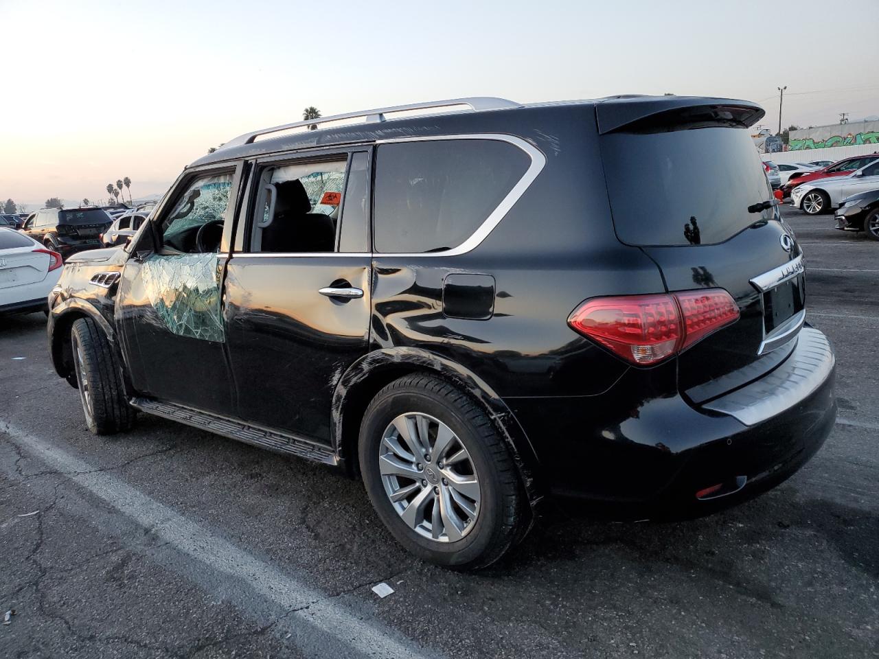 Изображение 2 2016 INFINITI QX80  2016 с VIN JN8AZ2NE1G9121141