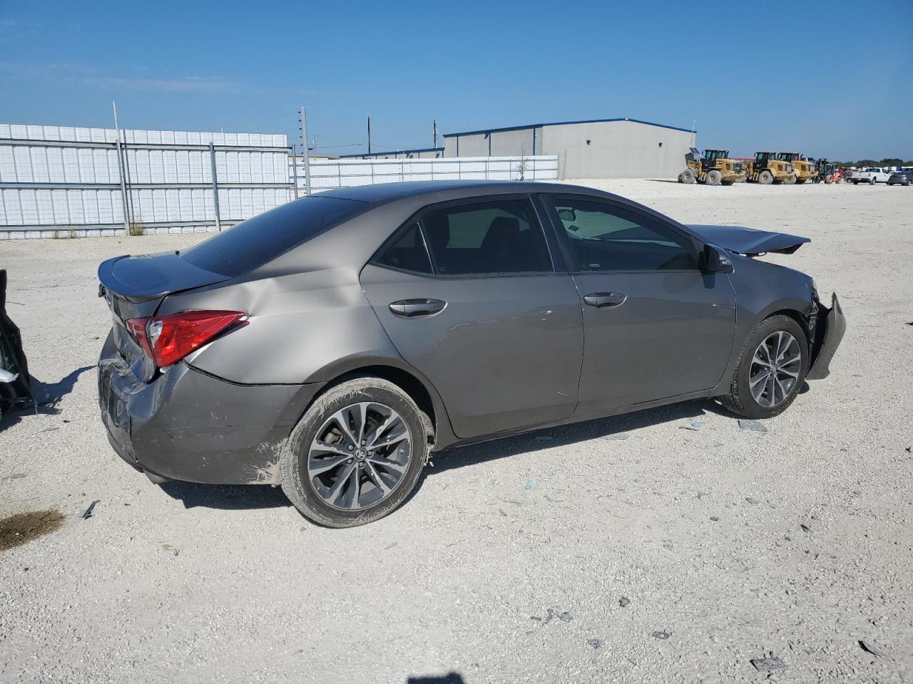 Obraz 3 z 2019 TOYOTA COROLLA L 2019 z VIN 5YFBURHEXKP908305