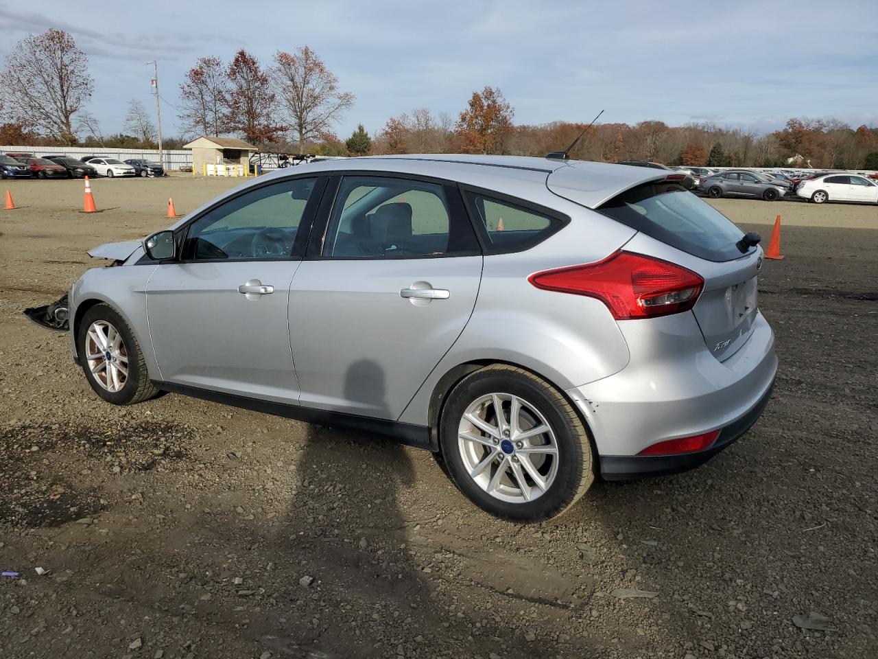 Obraz 2 z 2018 FORD FOCUS SE 2018 z VIN 1FADP3K24JL315287